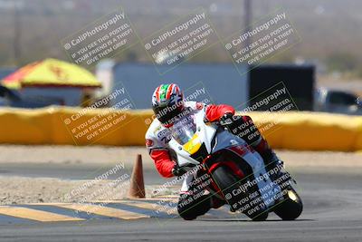 media/Mar-28-2022-Superbike Trackdays (Mon) [[b8603d0f67]]/Novice Group (1130am-12pm)/Turn 2/